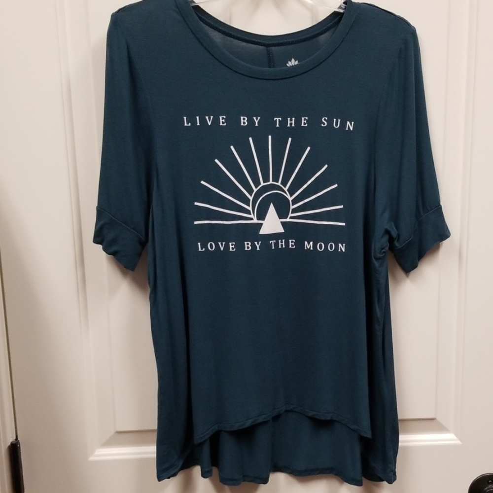 Peaceful Warrior yoga shirt sz S